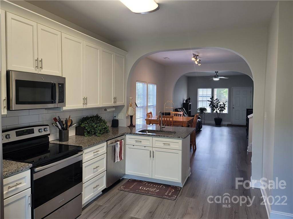 2018 Oakstone DR, Monroe, NC 28110