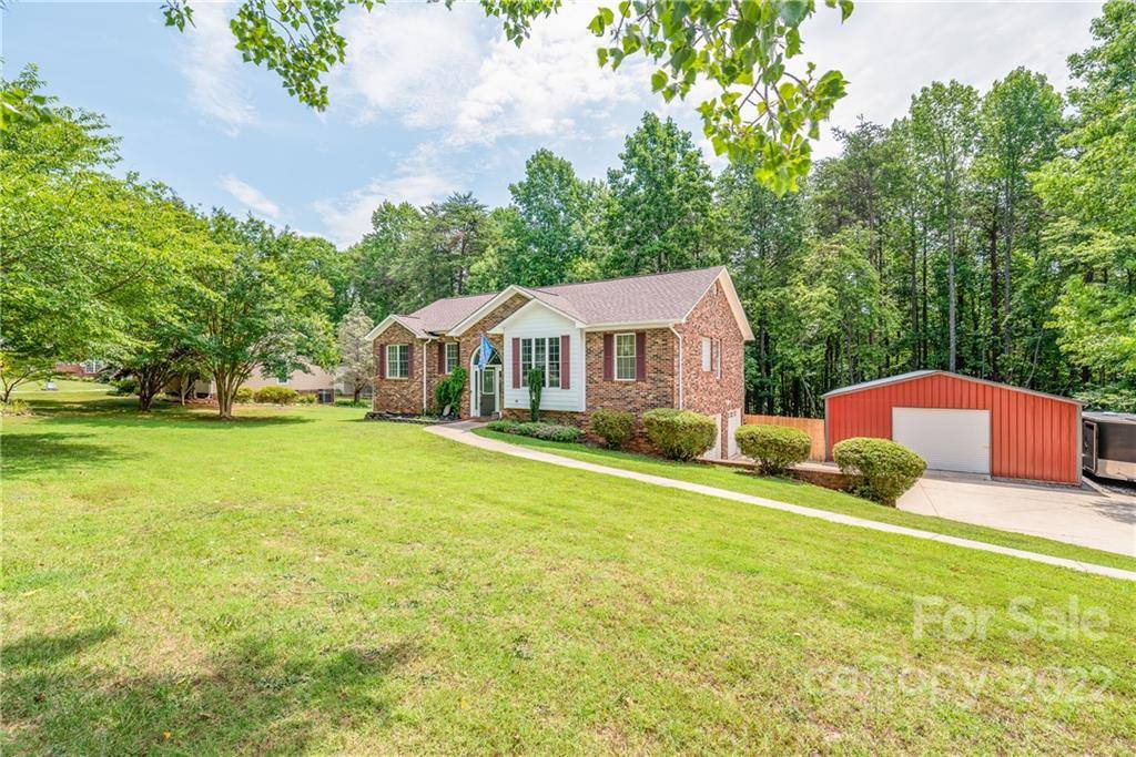 7736 Wallace LN #4, Denver, NC 28037