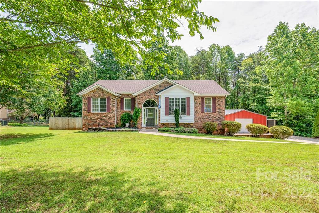 7736 Wallace LN #4, Denver, NC 28037
