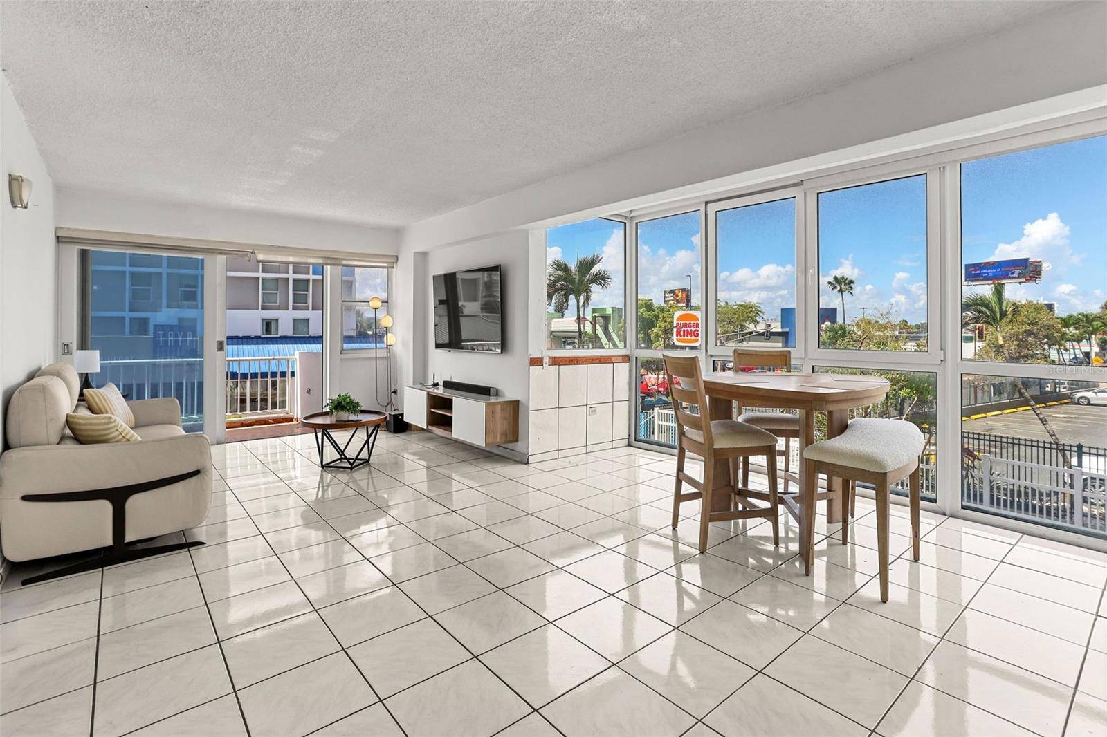 4837 ISLE VERDE #104, Carolina, PR 00979