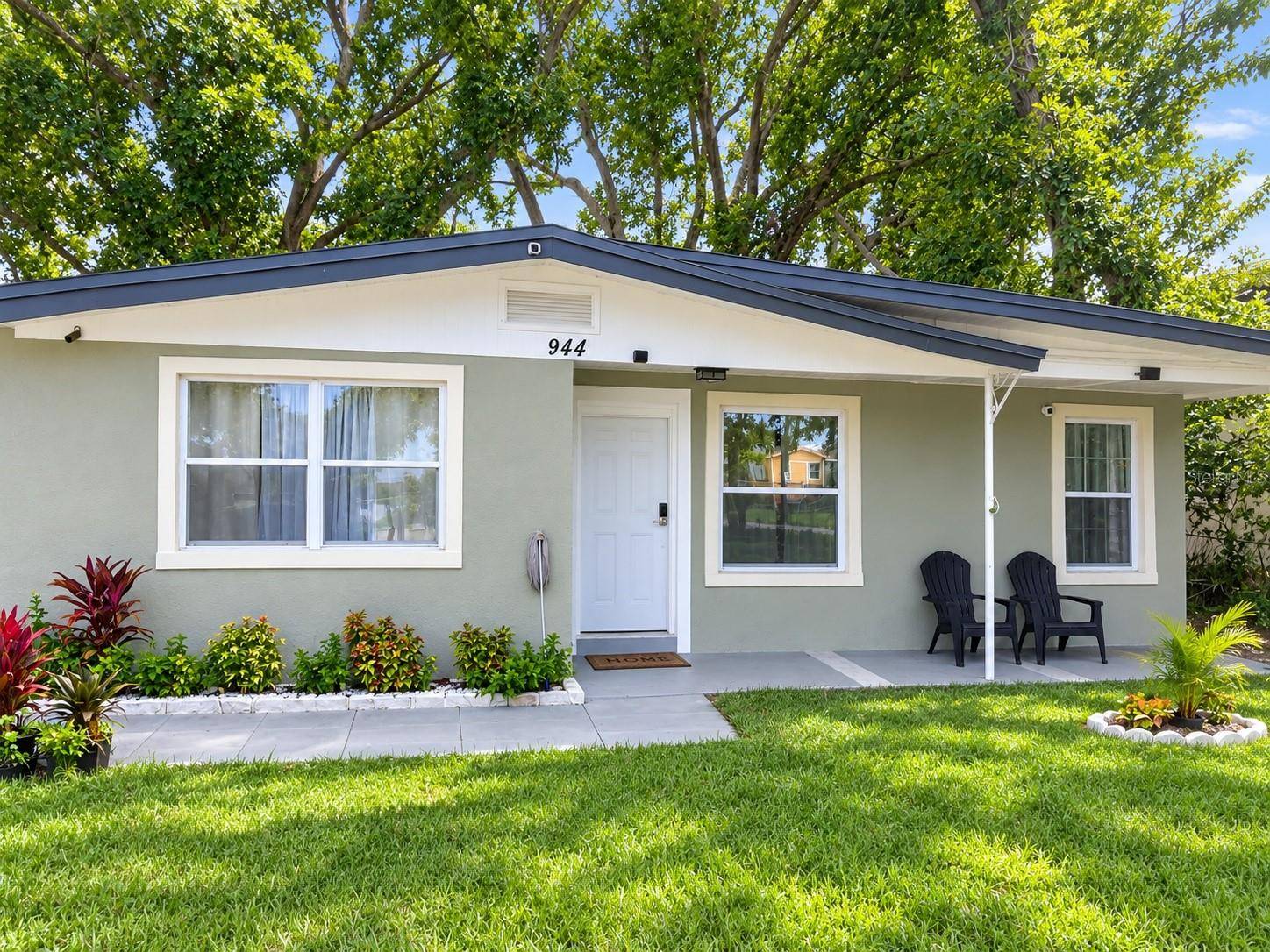 944 HIBISCUS AVE, Holly Hill, FL 32117