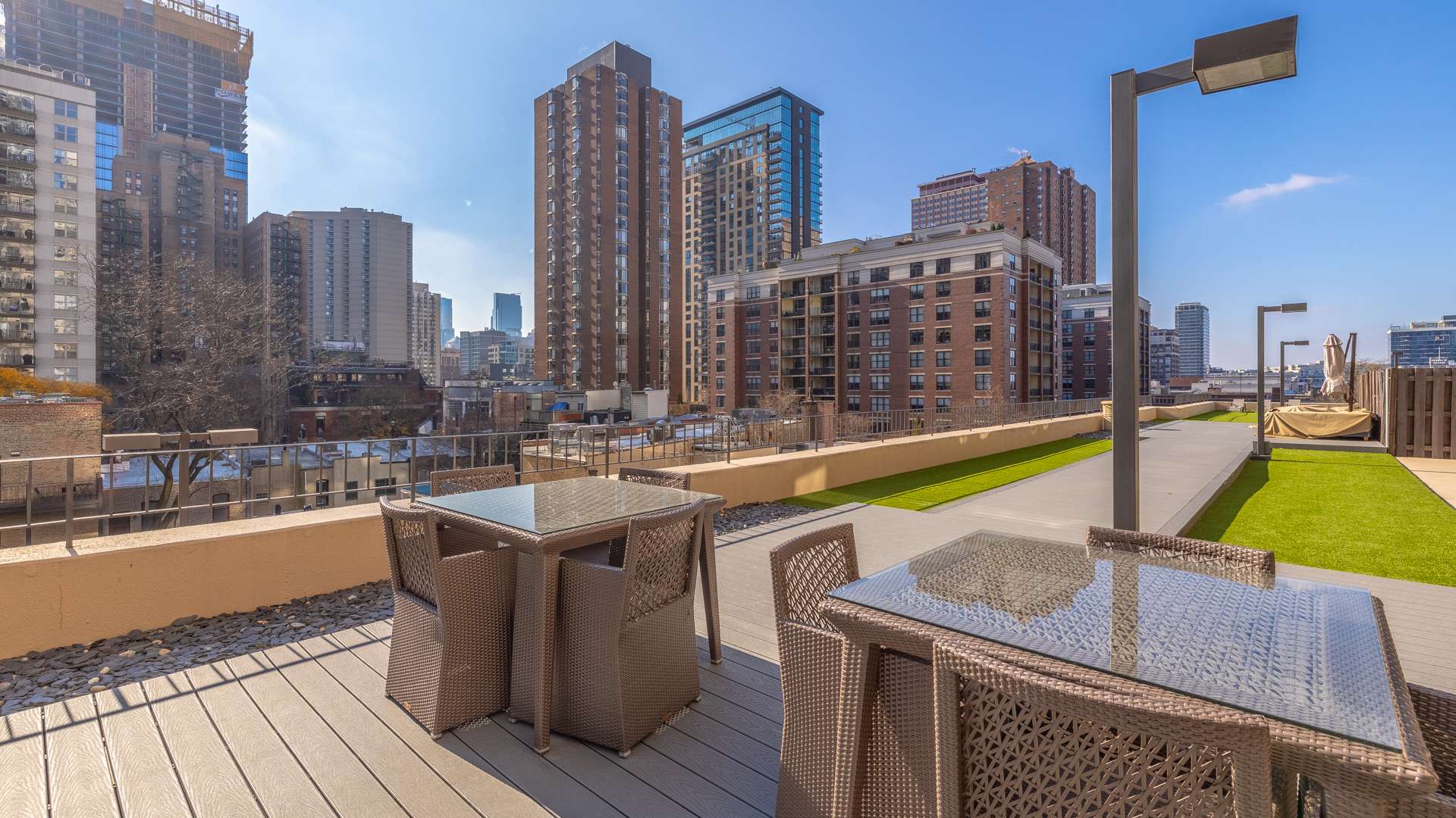 33 W Delaware PL #12C, Chicago, IL 60610