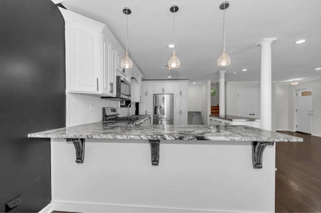 19232 Kedzie AVE, Flossmoor, IL 60422