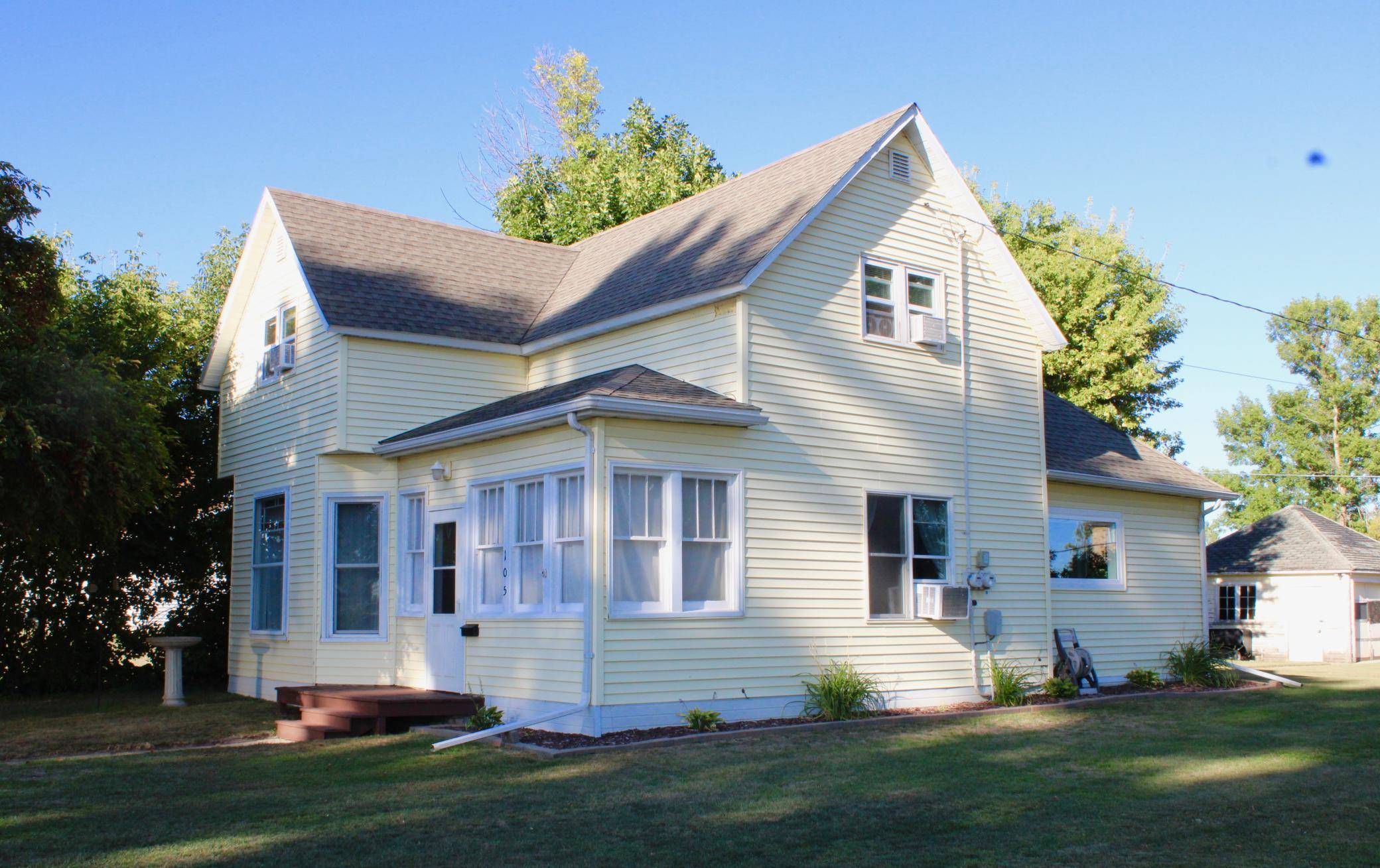 105 Hamilton AVE NE, Red Lake Falls, MN 56750