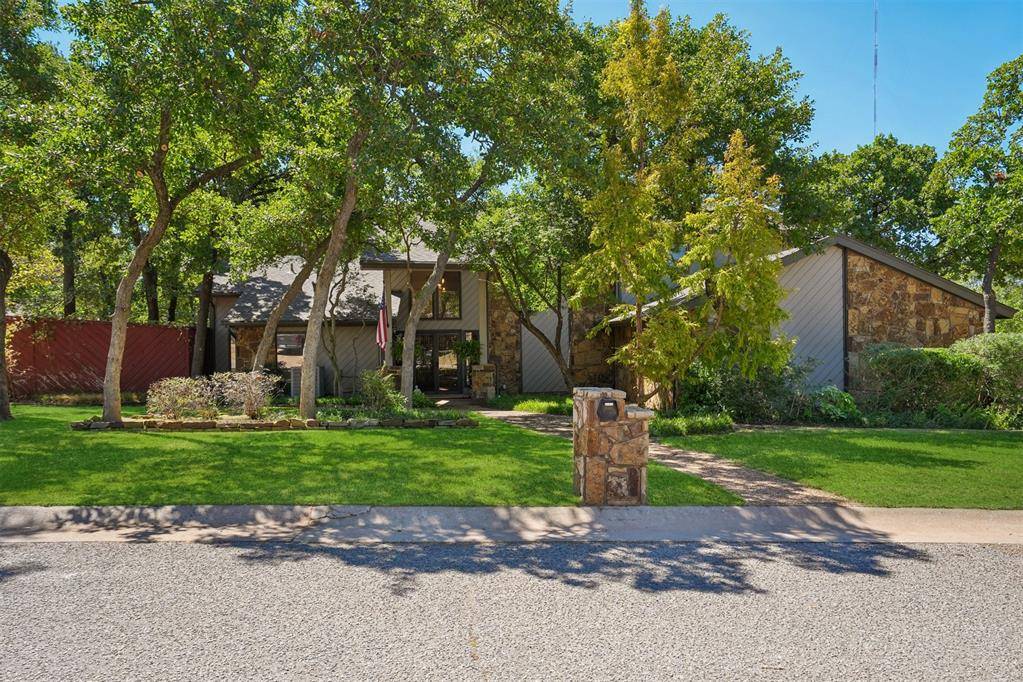 1620 Fox Hollow RDG, Oklahoma City, OK 73131