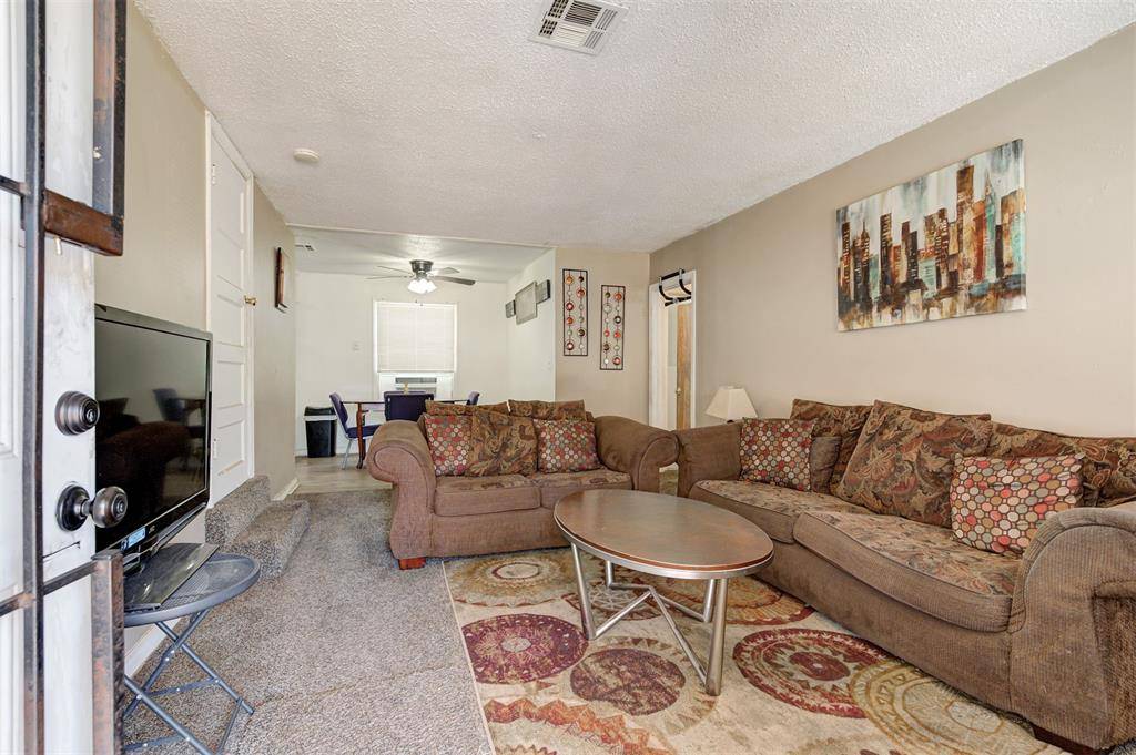 2111 NE 26th ST, Oklahoma City, OK 73111
