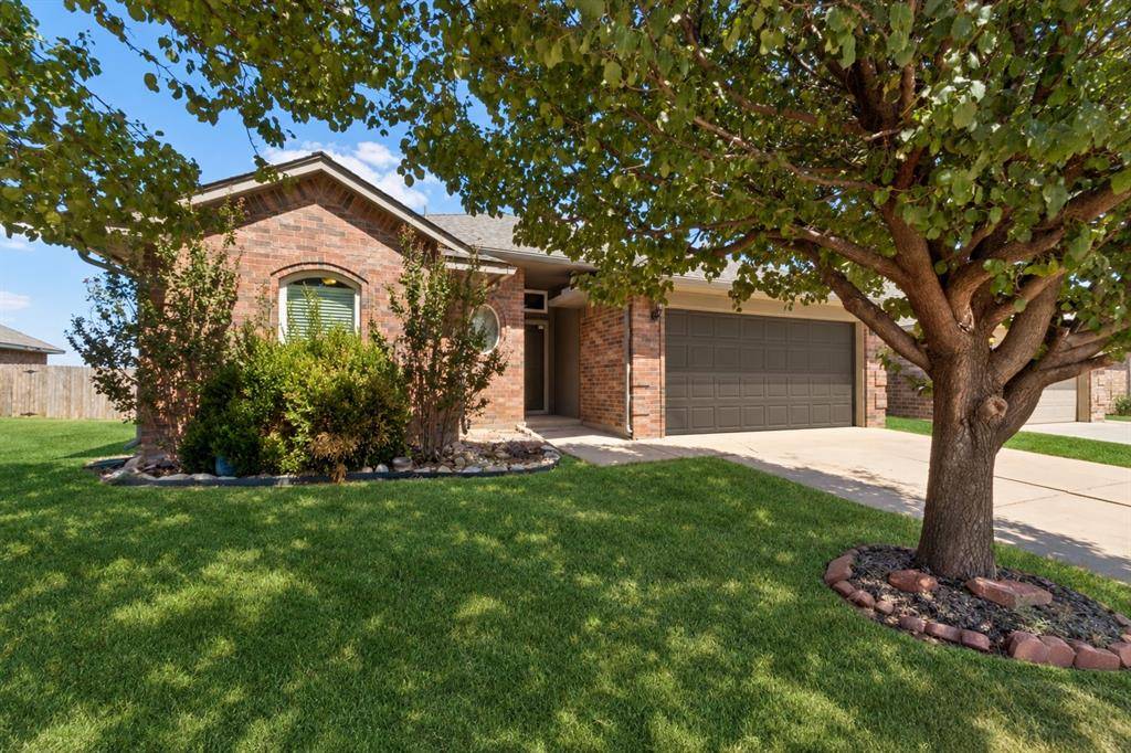 18220 Scarborough DR, Edmond, OK 73012