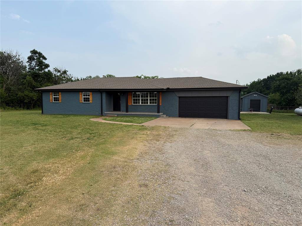 13603 E Lakeview RD, Glencoe, OK 74032