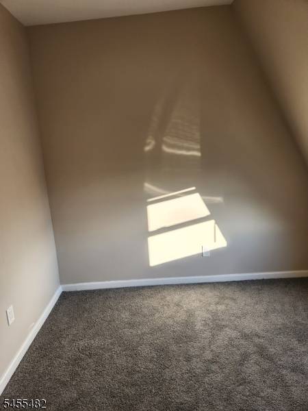 111 Park Ave, Newark City, NJ 07104