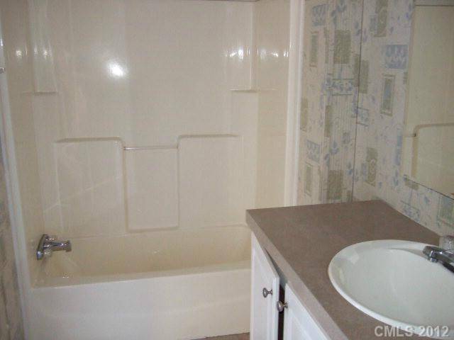 1723 Horseshoe Bend RD, Bunnlevel, NC 28339