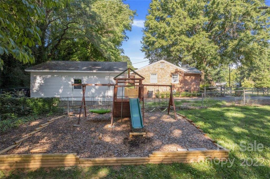 2208 Englewood ST, Kannapolis, NC 28083
