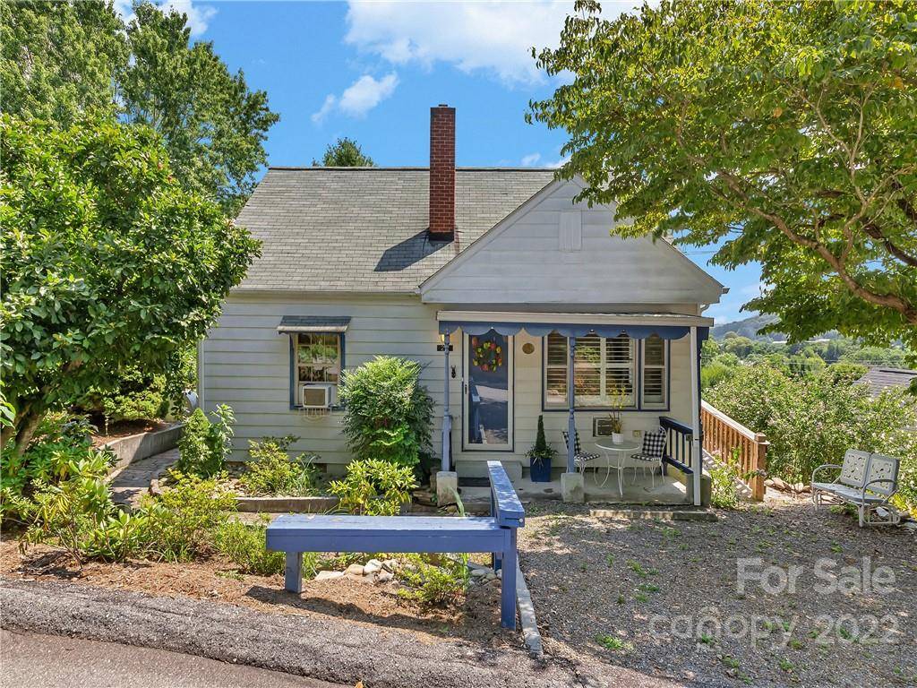 214 Duplin Hill RD, Burnsville, NC 28714