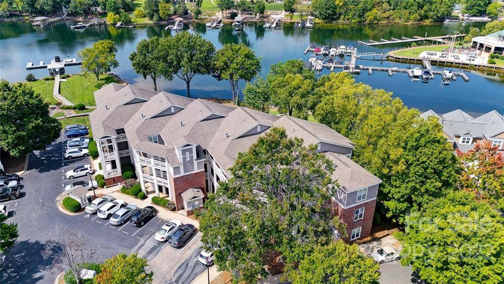 7835 Village Harbor DR ##3-V, Cornelius, NC 28031