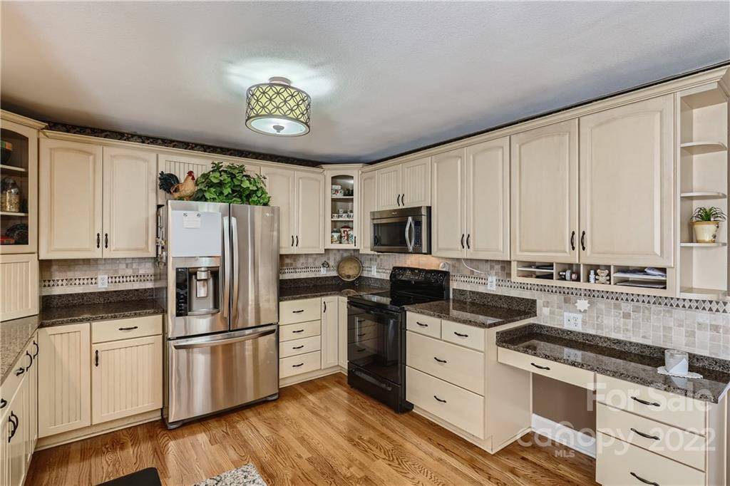 1261 Danielle Downs CT SE, Concord, NC 28025
