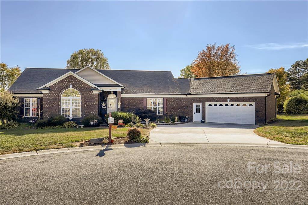1261 Danielle Downs CT SE, Concord, NC 28025