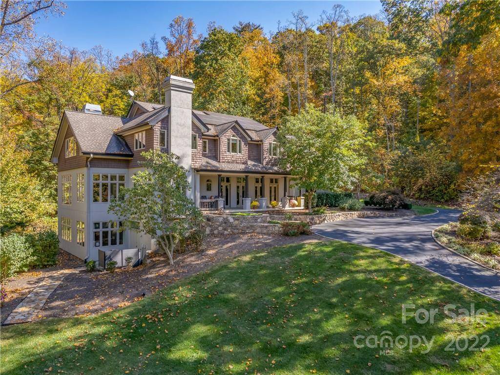 74 Blue Heron DR, Fletcher, NC 28732