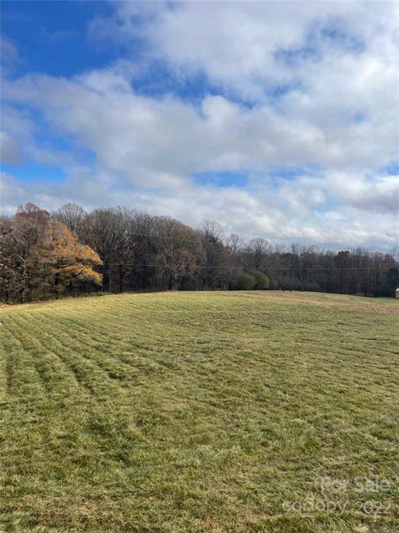 440 Weaver Dairy RD, Bessemer City, NC 28016