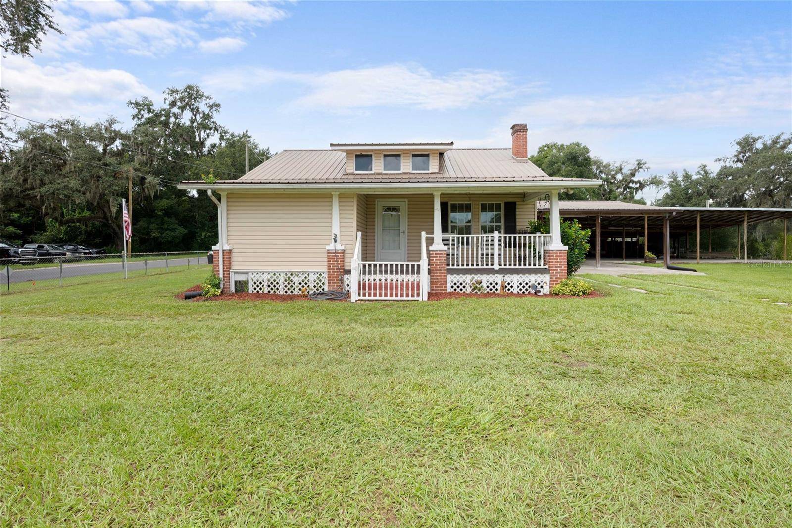 14927 14TH ST, Dade City, FL 33523