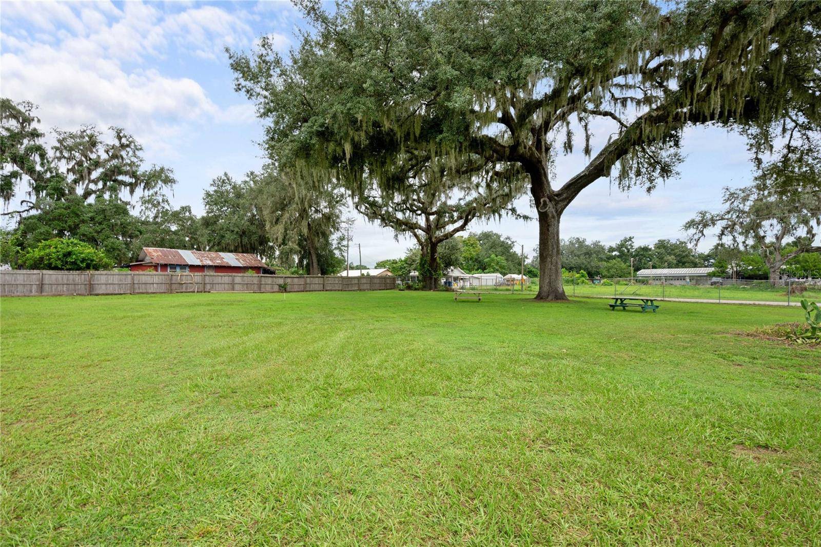 14927 14TH ST, Dade City, FL 33523