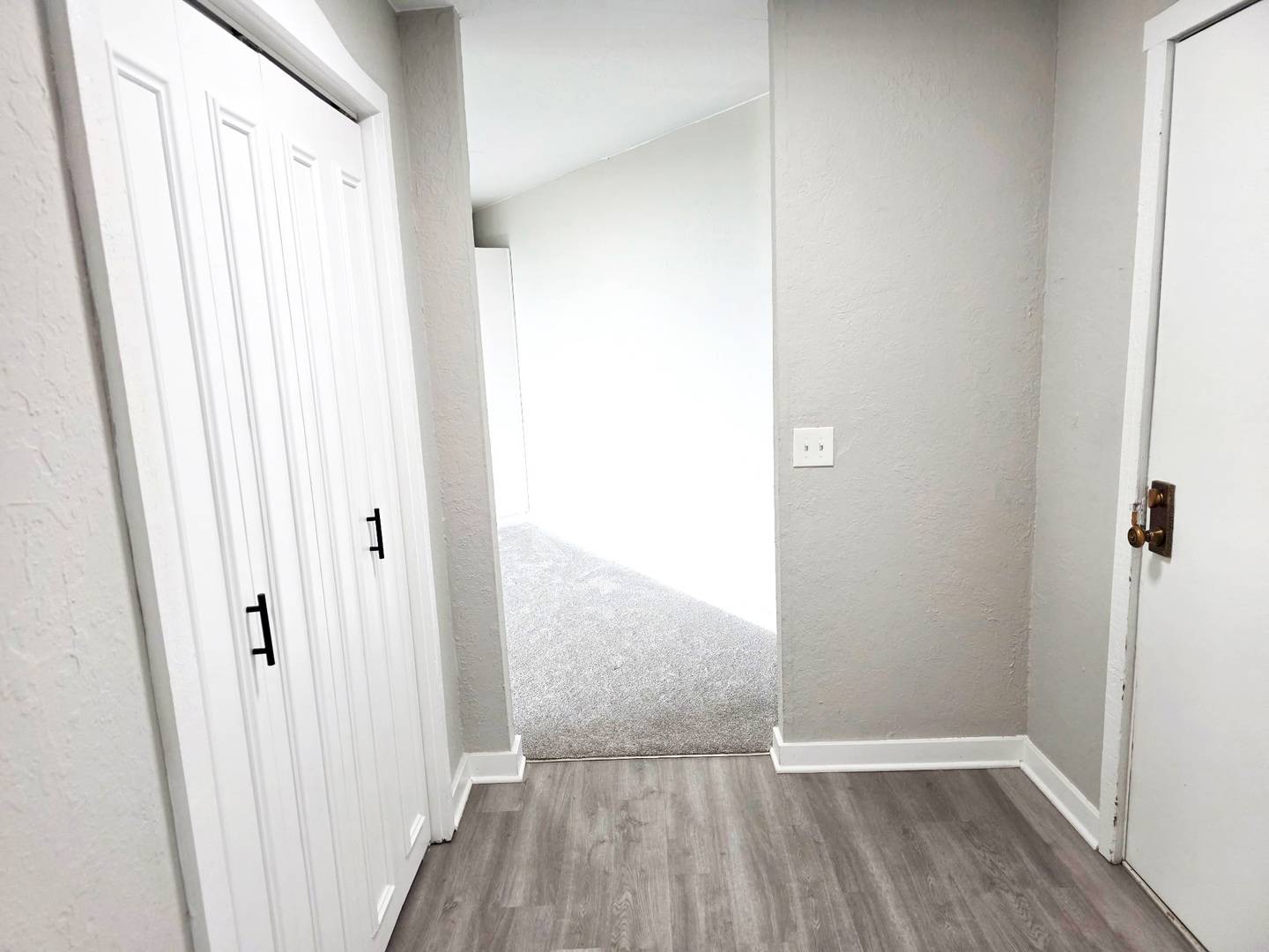 1 Renaissance PL #709, Palatine, IL 60067