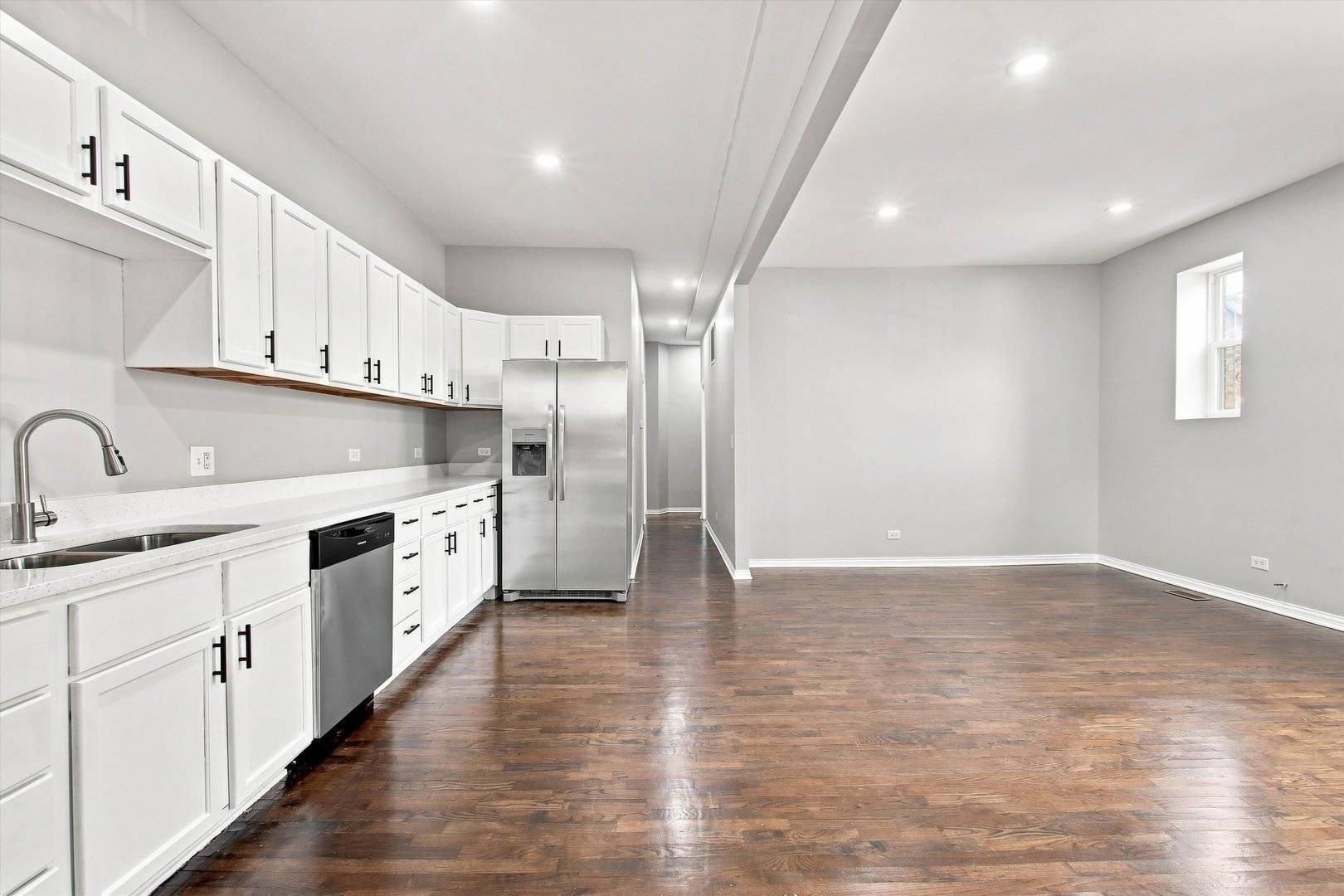 6401 S Maryland AVE #1, Chicago, IL 60637