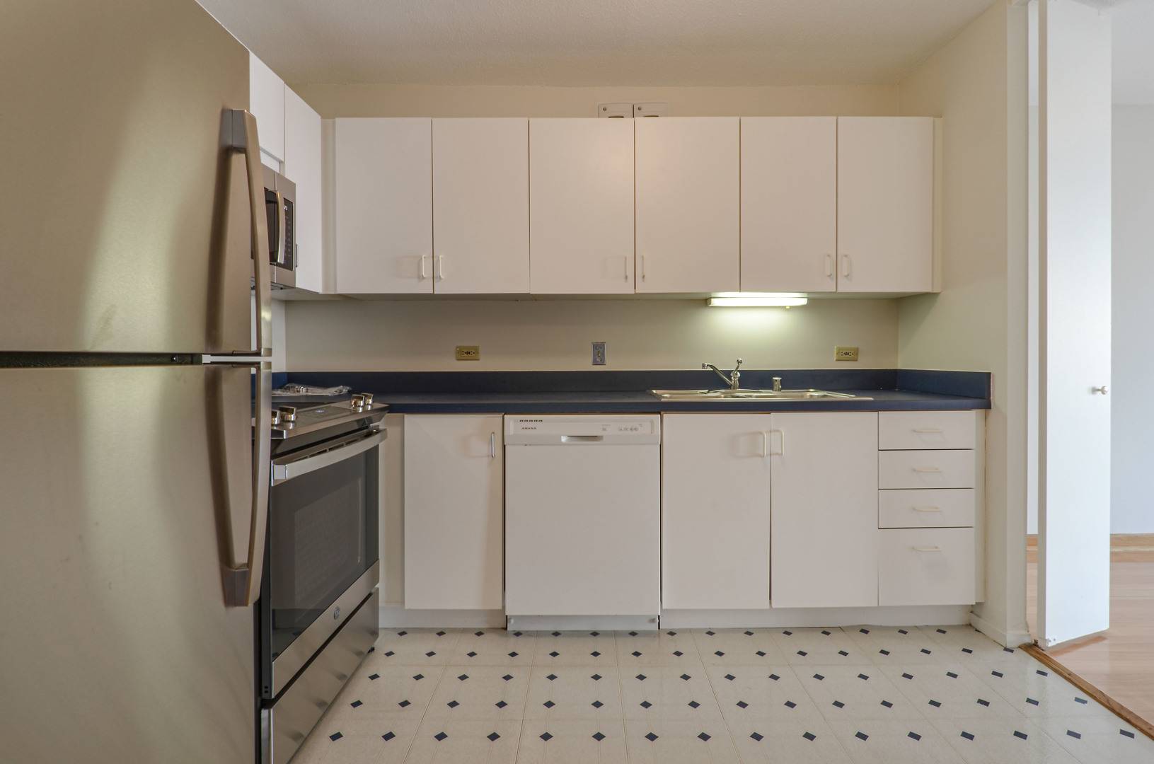 405 N WABASH AVE #2214, Chicago, IL 60611