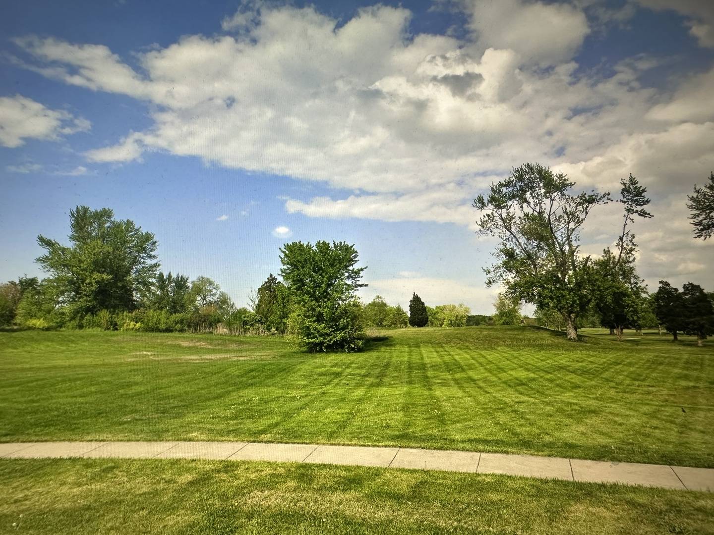 221 Fairway DR, Beecher, IL 60401
