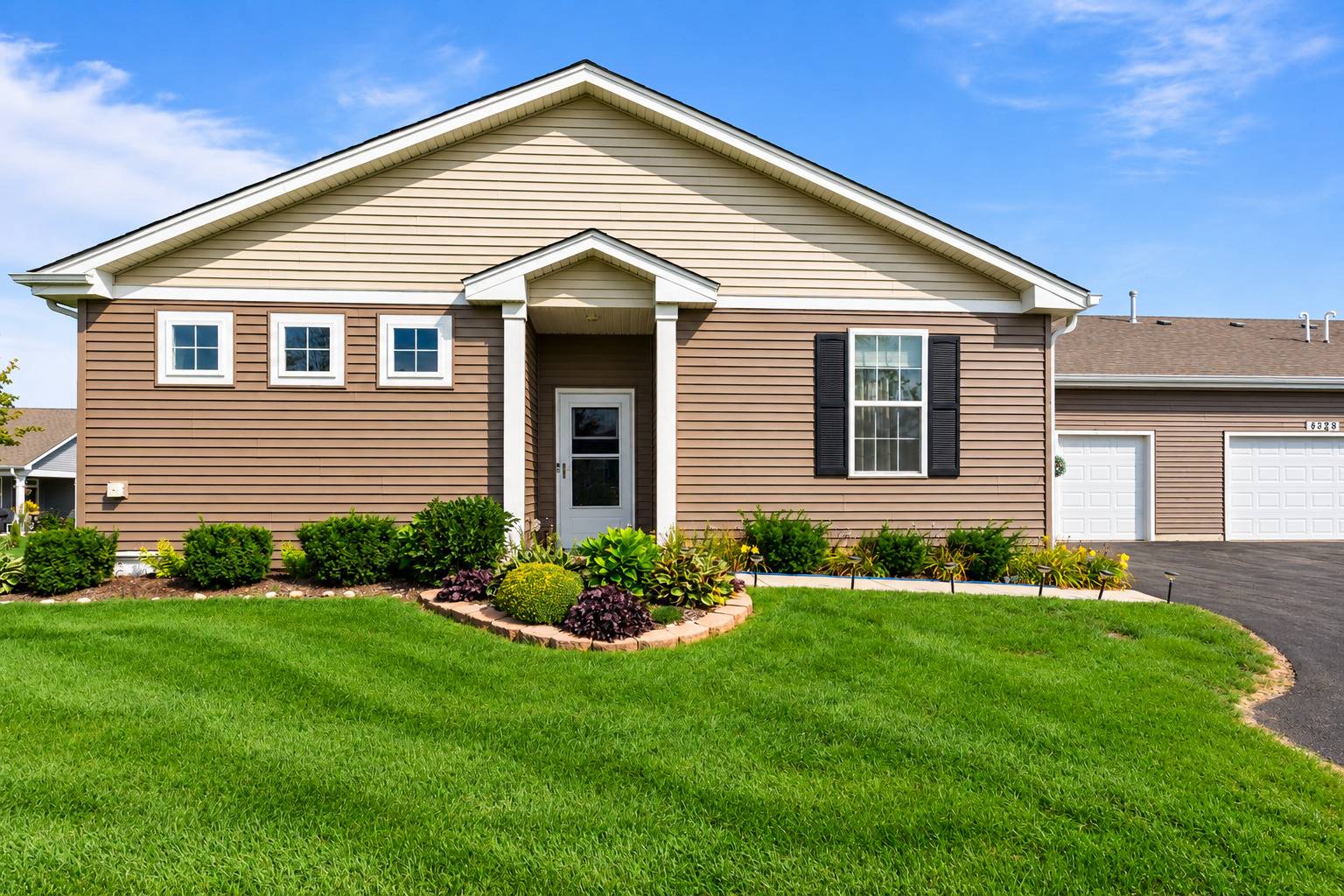 6328 Maple Glen DR, Wonder Lake, IL 60097