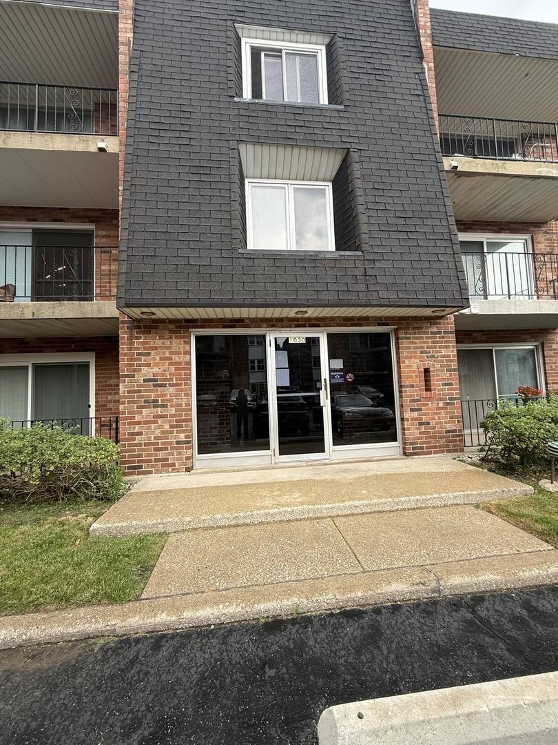 1030 Hirsch BLVD #203, Calumet City, IL 60409