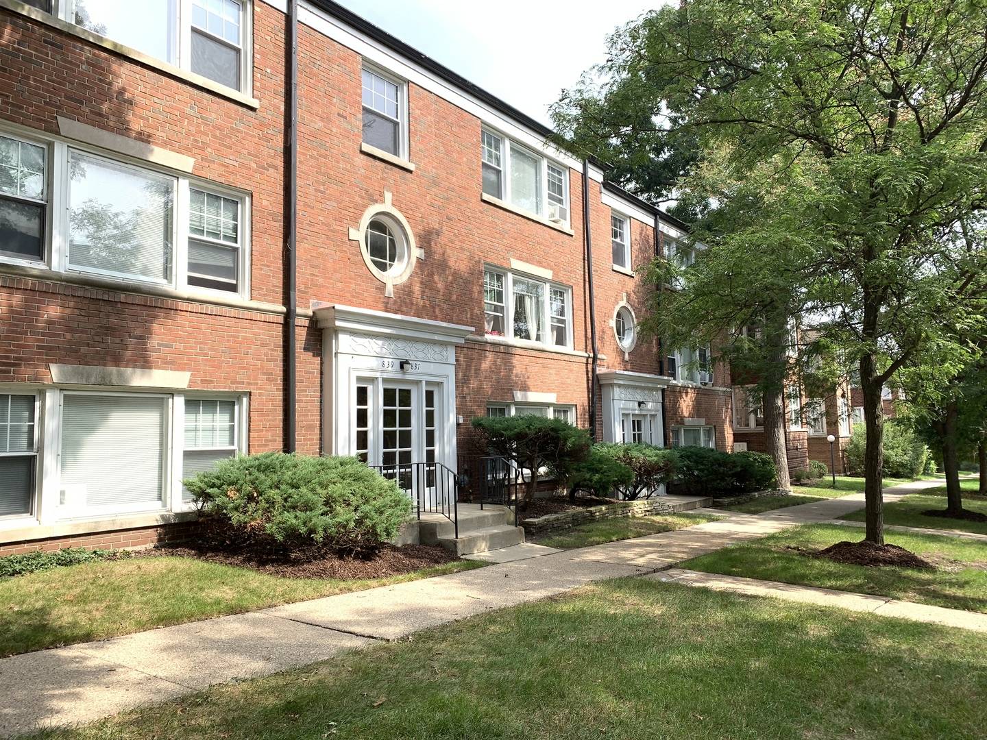 839 MULFORD ST #1, Evanston, IL 60202