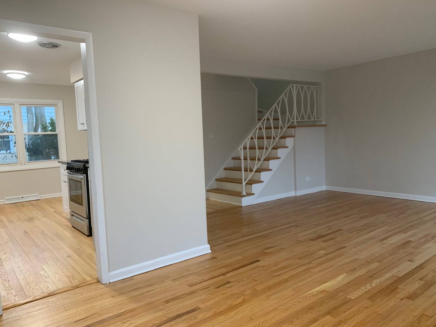 822 SKOKIE BLVD #F, Wilmette, IL 60091