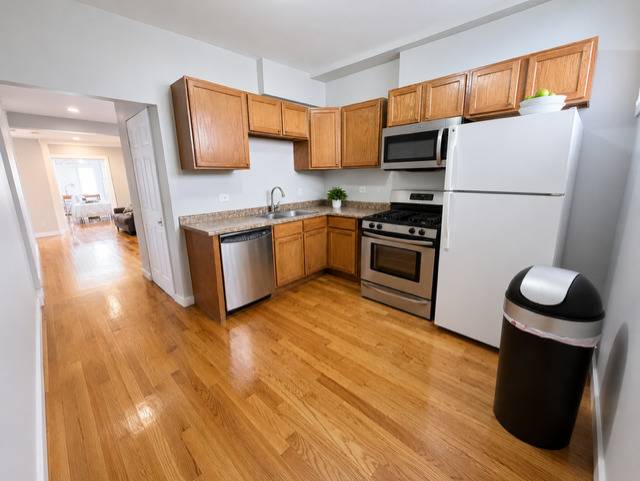 115 S Paulina ST #3, Chicago, IL 60612