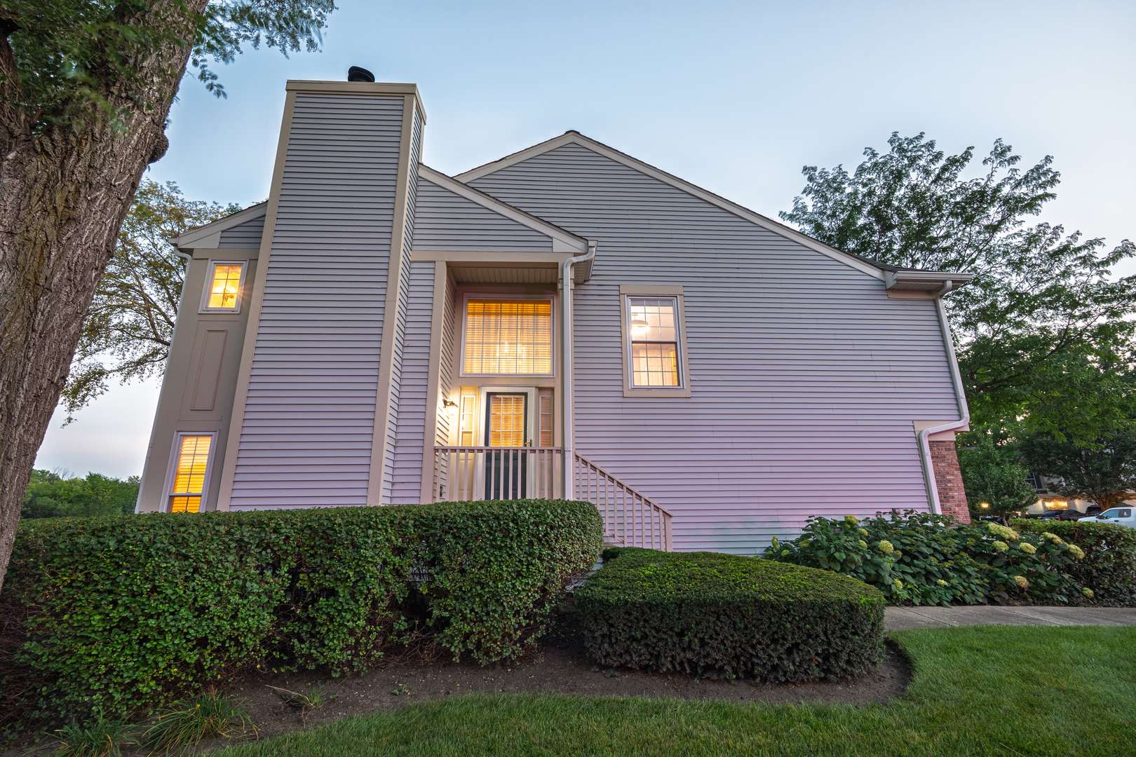 2673 S Embers LN, Arlington Heights, IL 60005