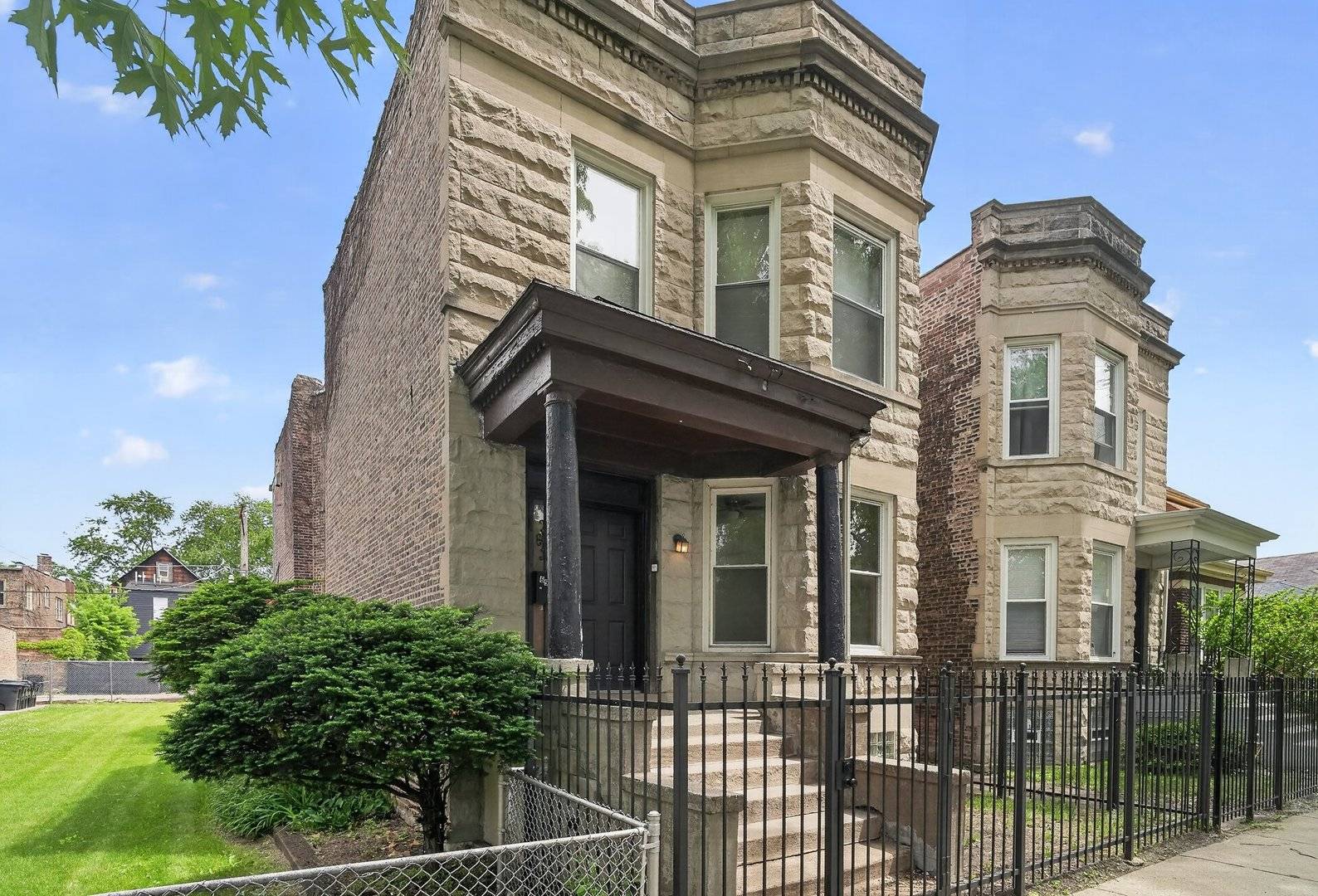 6525 S Vernon AVE, Chicago, IL 60637
