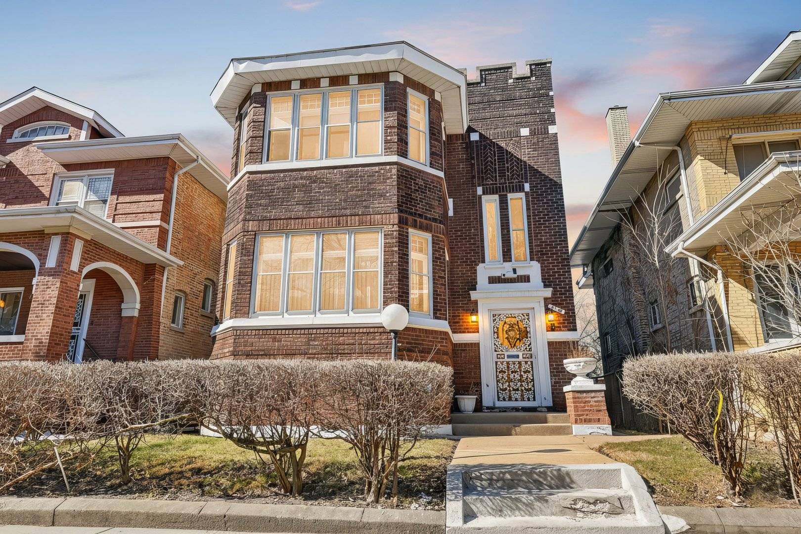 8018 S Sangamon ST #2, Chicago, IL 60620