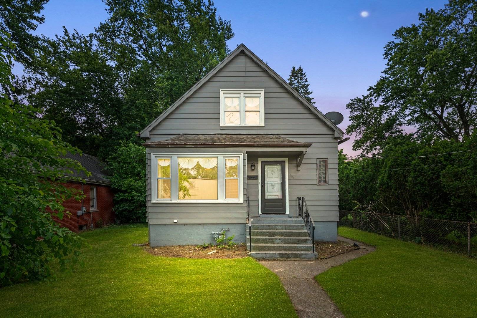 701 E 142nd ST, Dolton, IL 60419