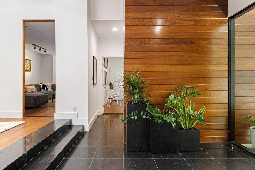 2909 Hillview RD, Austin, TX 78703