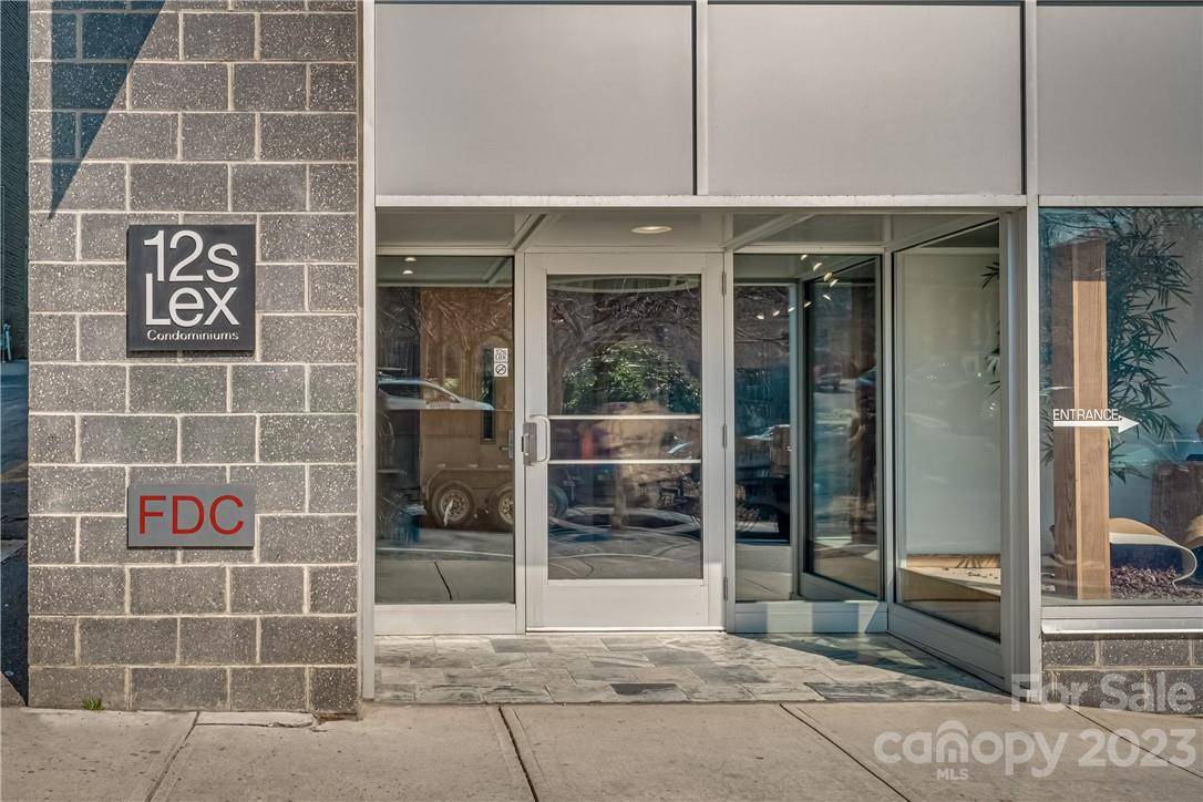 12 S Lexington AVE #201, Asheville, NC 28801