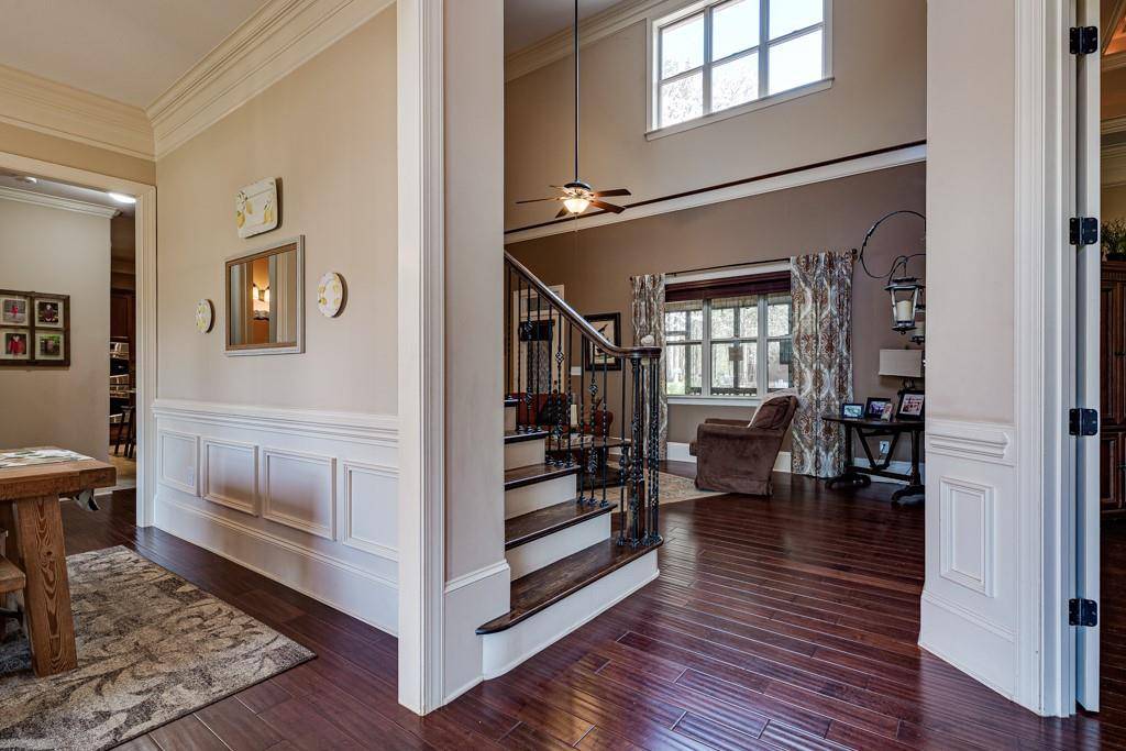 160 Arrow Point LN, Davidson, NC 28036