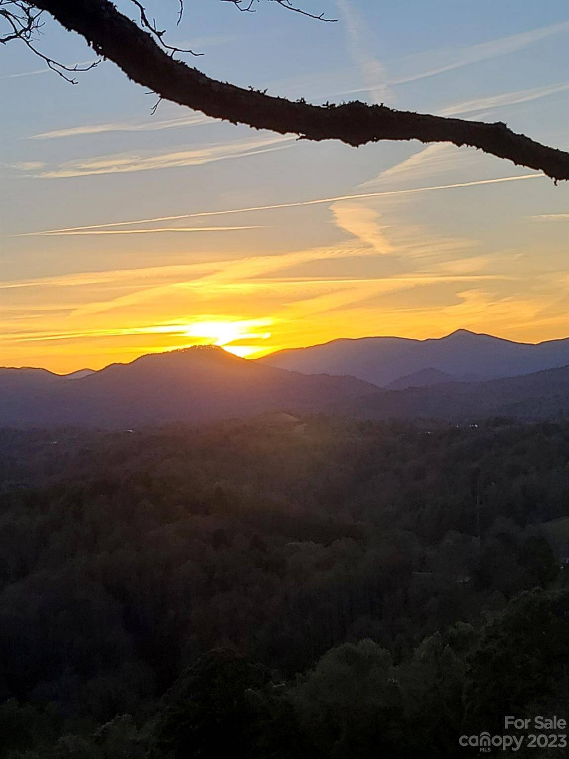 310 Sunset Mountain RD, Bakersville, NC 28705