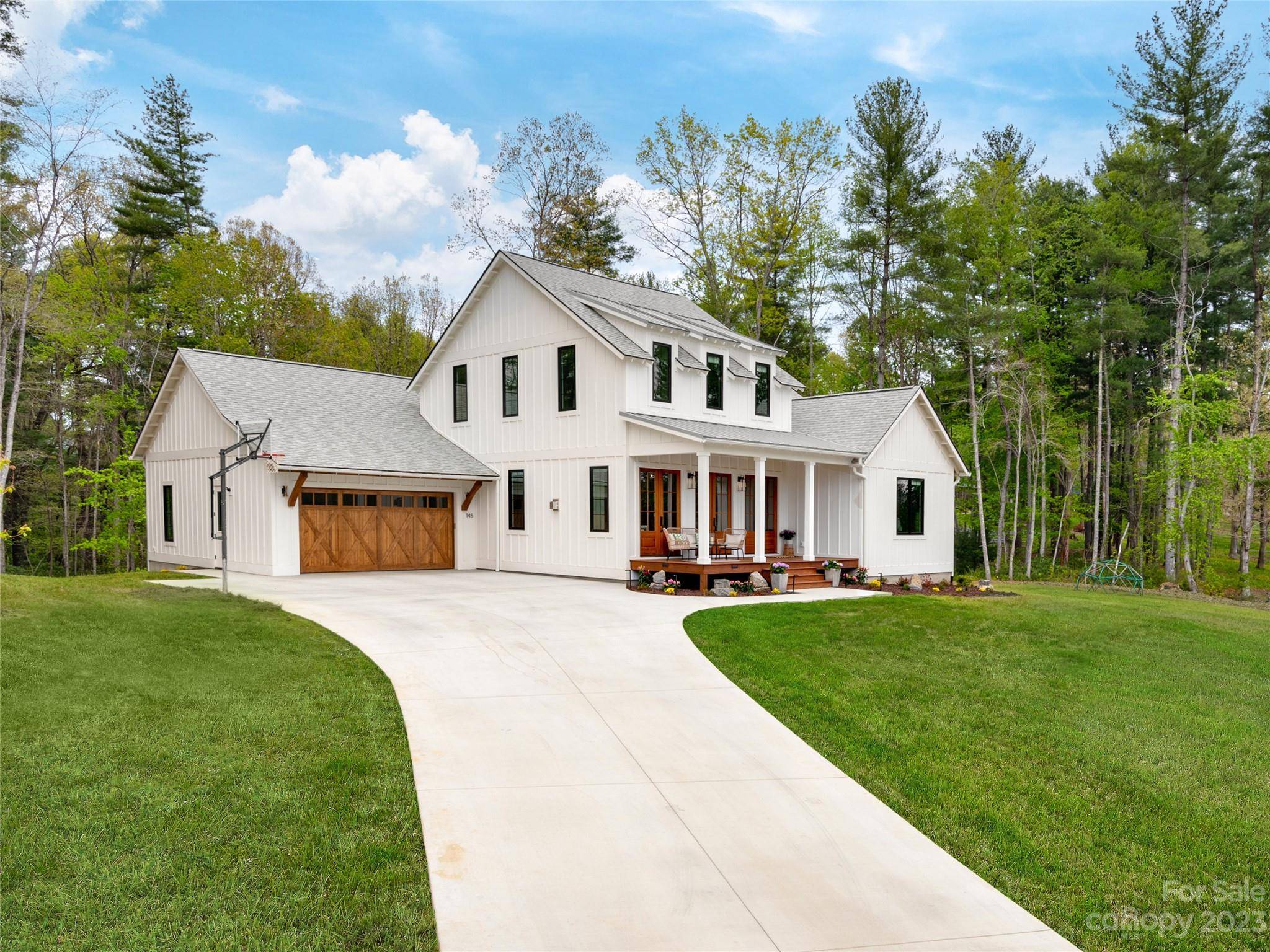 145 Olivia Trace DR, Fletcher, NC 28732
