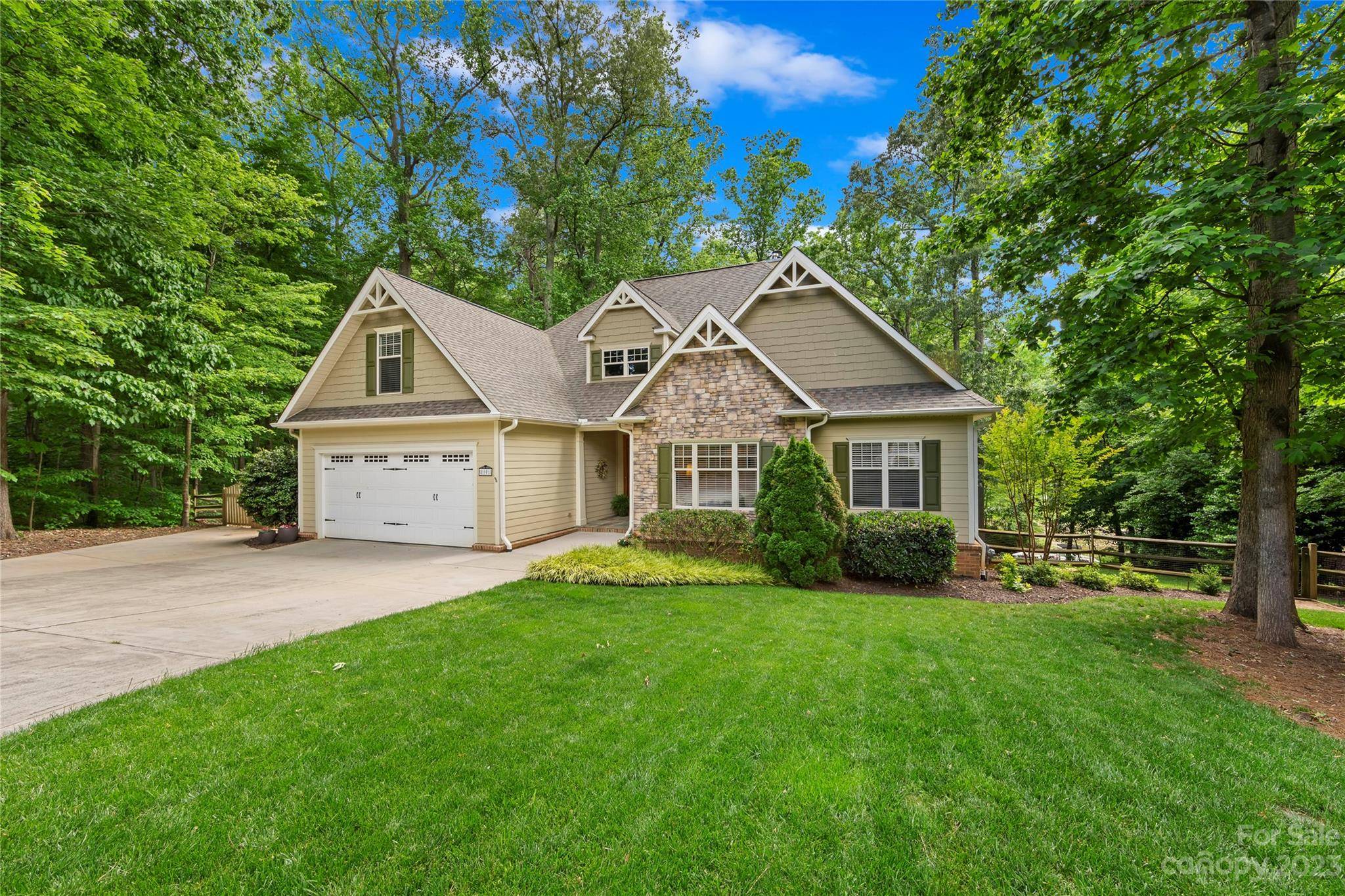 8101 Deep Water LN, Denver, NC 28037