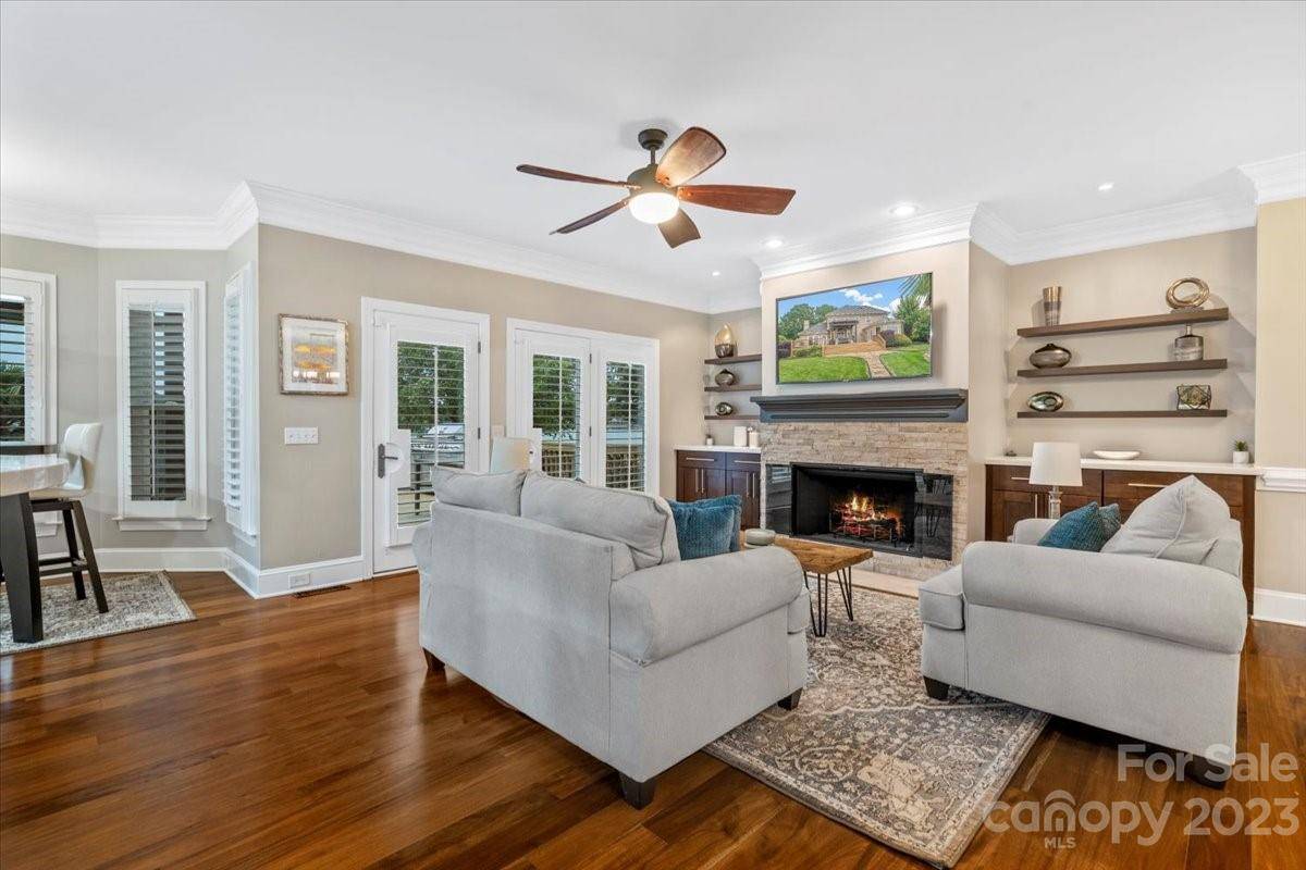 16215 Sasanoa DR, Cornelius, NC 28031
