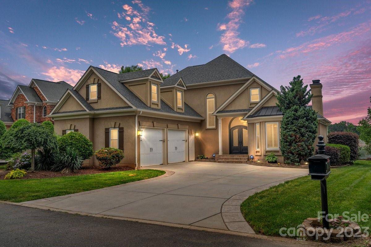 16215 Sasanoa DR, Cornelius, NC 28031