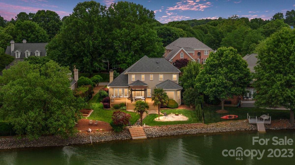 16215 Sasanoa DR, Cornelius, NC 28031