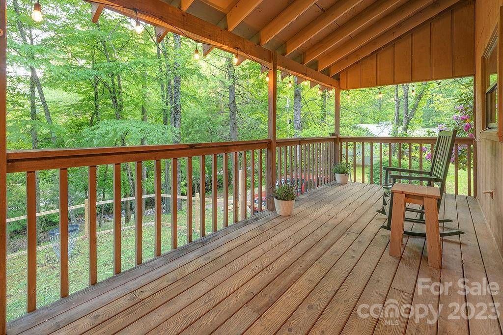 176 Nix Creek RD, Canton, NC 28716