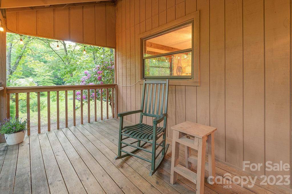 176 Nix Creek RD, Canton, NC 28716