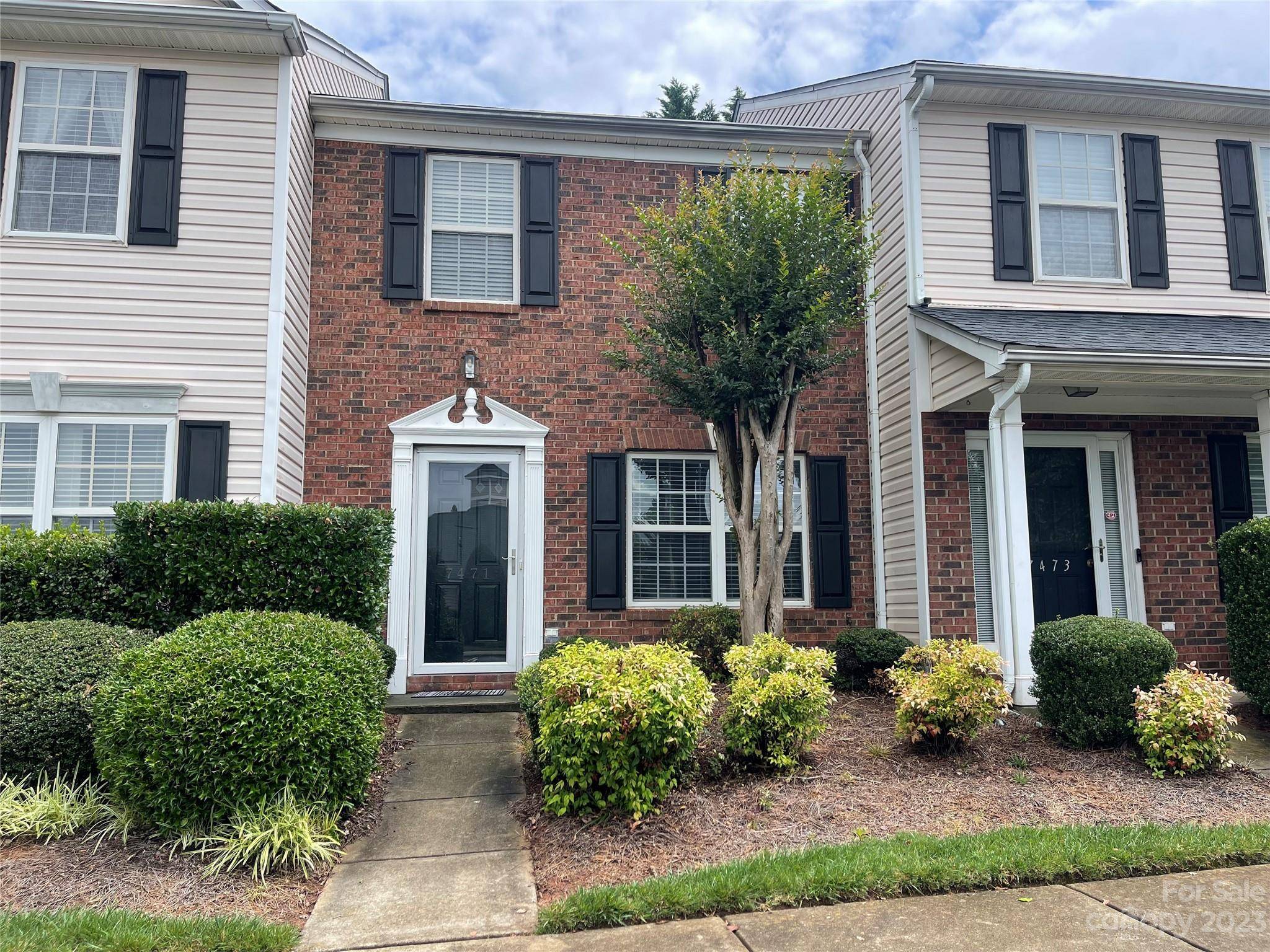 7471 Bluff Point LN, Denver, NC 28037