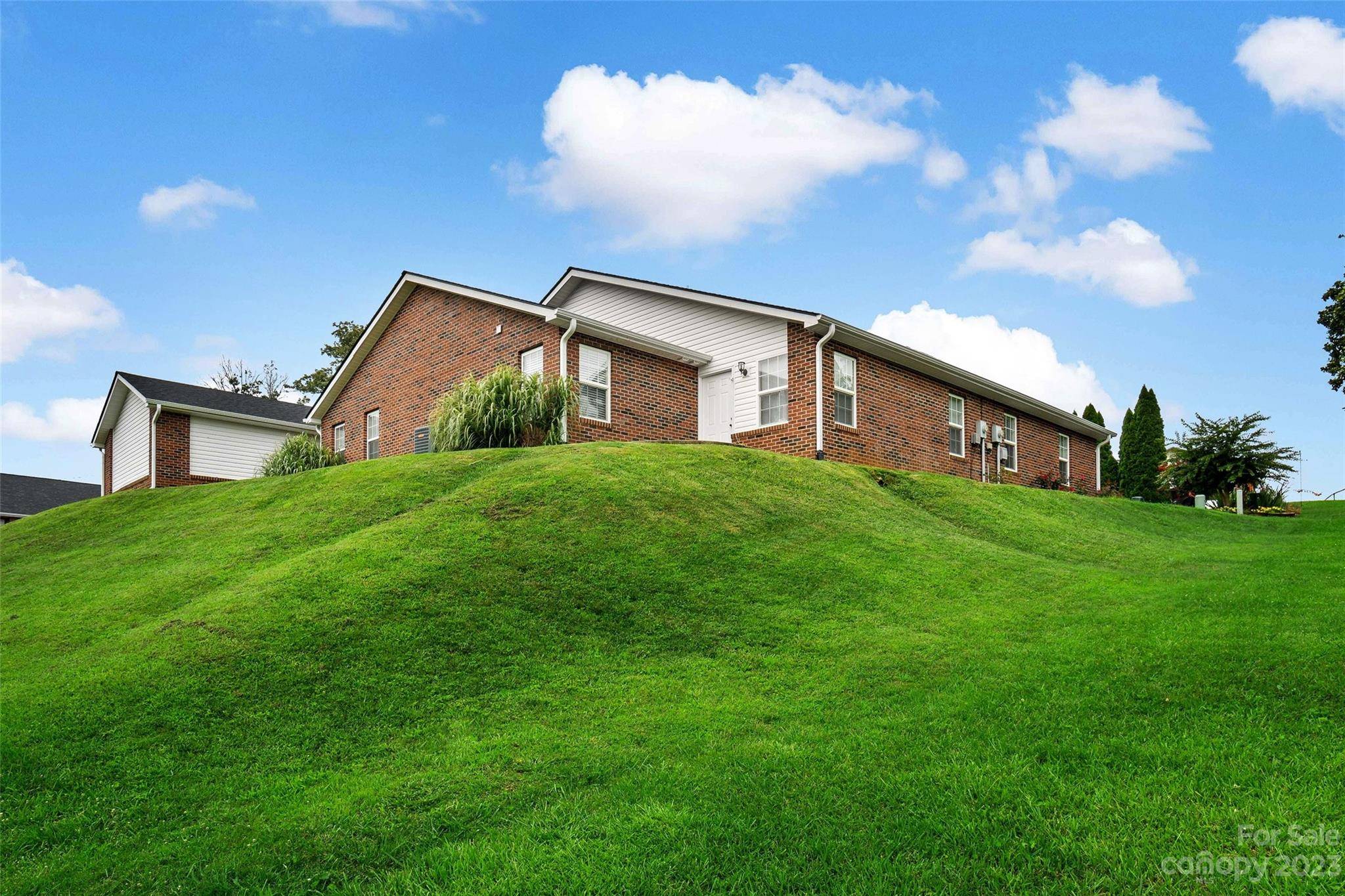 64 Buena Vista RDG #A, Marion, NC 28752