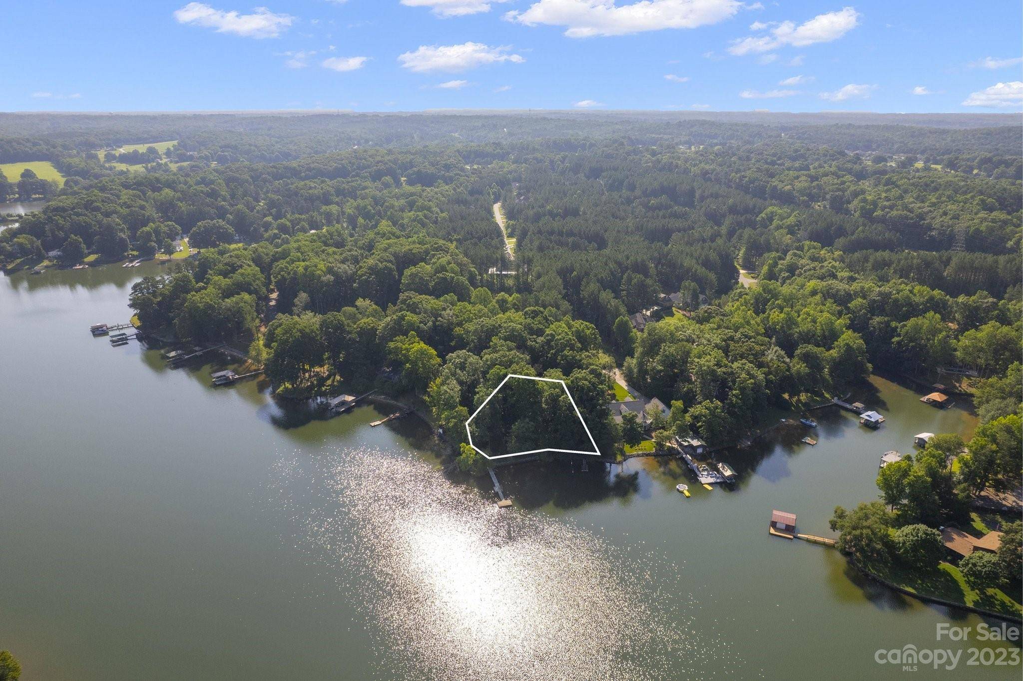128 Winding Shore RD, Troutman, NC 28166